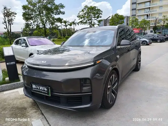Li Auto Li Xiang L9 2023 Model Pro