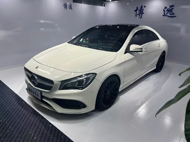 Mercedes-Benz CLA (Import) 2017 CLA 200 Fashion