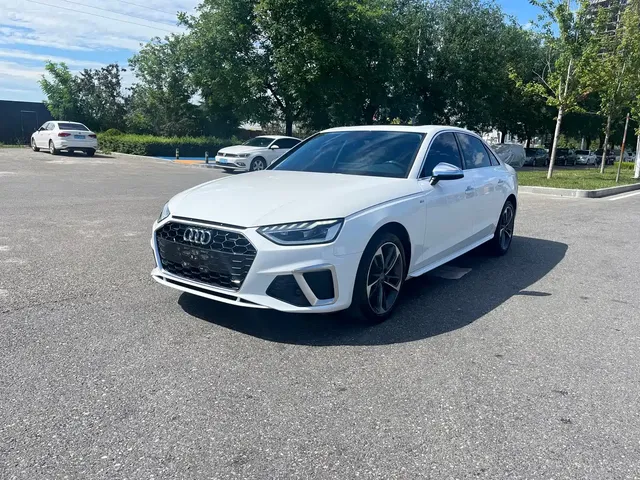 Audi A4L 2022 40 TFSI Fashion Dynamic