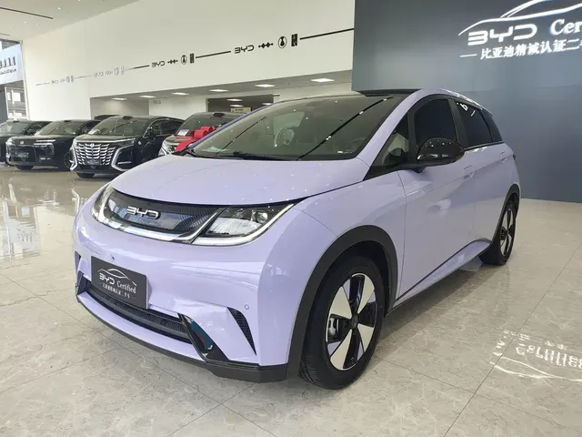 BYD Dolphin 2023 420km Fashion Edition