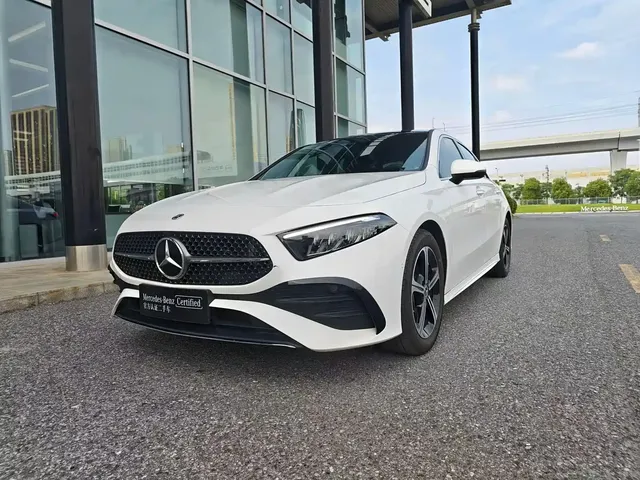 Mercedes-Benz A-Class 2023 A 200 L Fashion