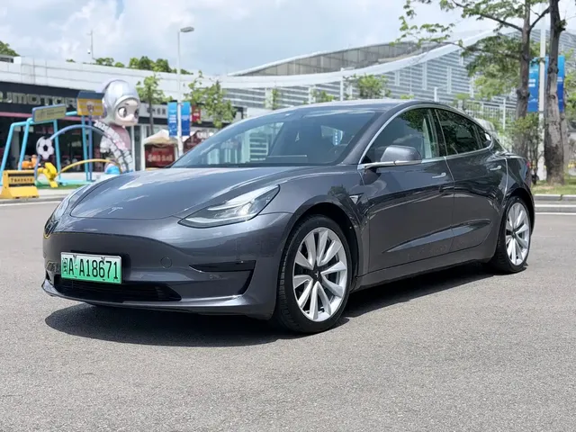 Tesla Model 3 2019 Standard Range Rear-Wheel Drive Upgrade