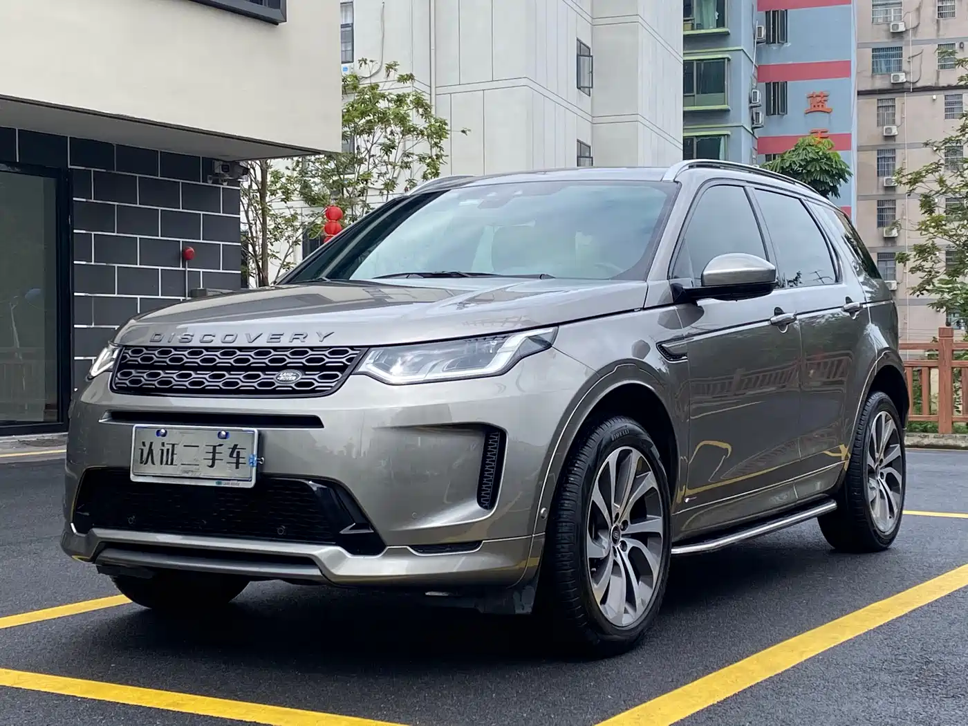 Land Rover Discovery Sport 2021 249PS R-Dynamic SE Performance Technology Edition 5-seater