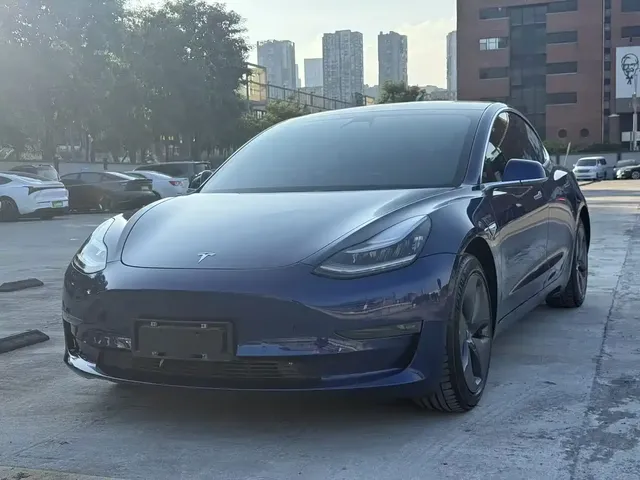 Tesla Model 3 2020 Facelift Long Range Rear-Wheel Drive