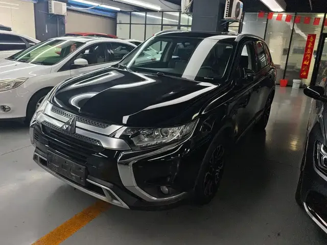 Mitsubishi Outlander 2019 2.0L 2WD Enjoy 5-Seater China VI