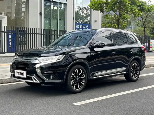 Mitsubishi Outlander 2019 2.0L 2WD Enjoy Edition 5-seater China V