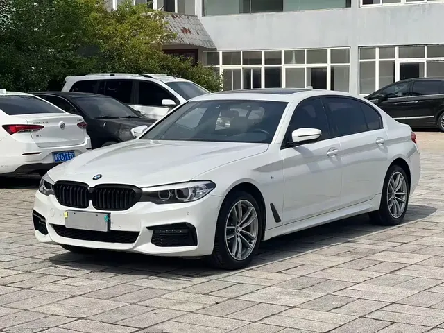 BMW 5 Series 2019 525Li M Sport Package