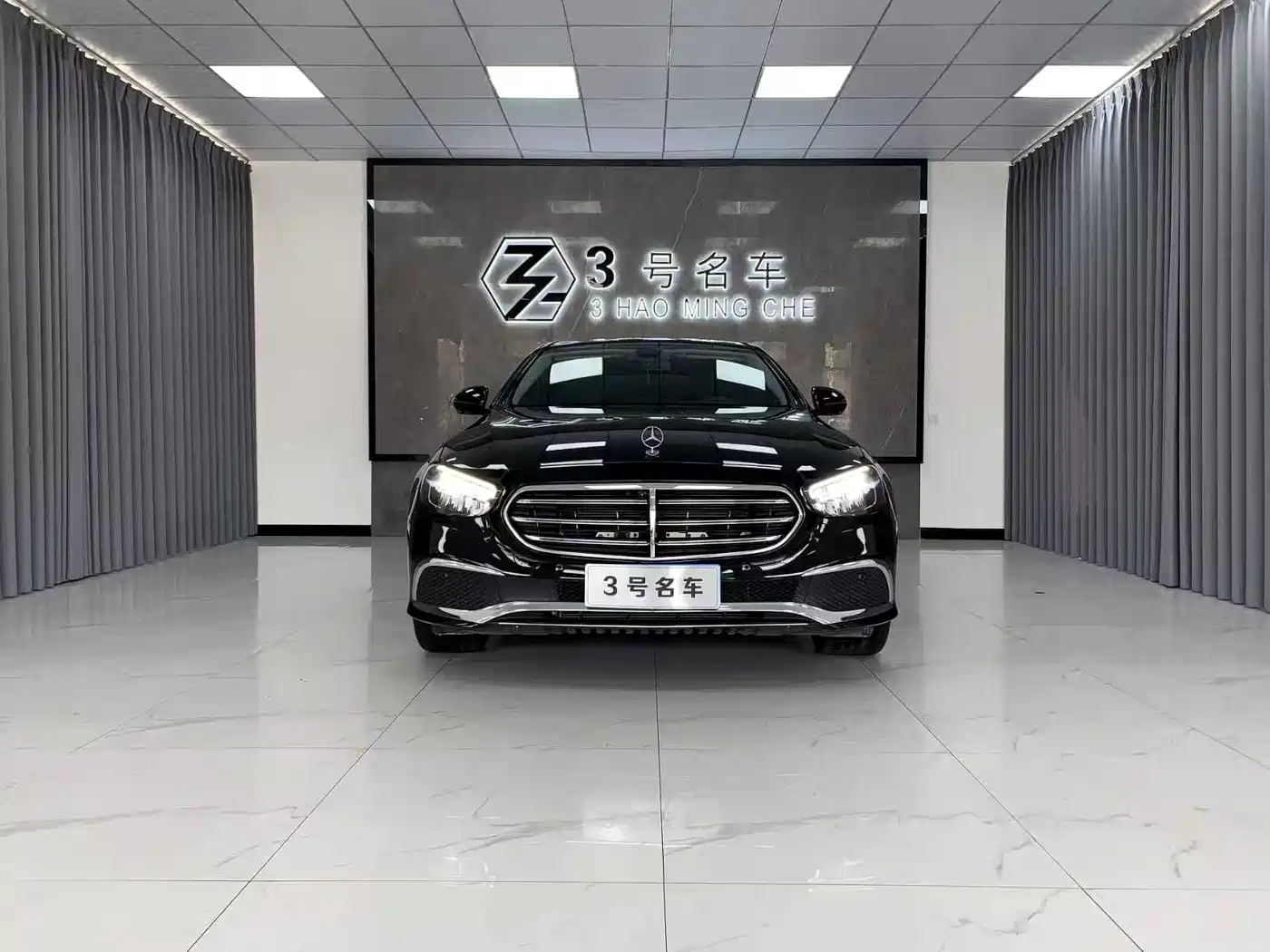 Mercedes-Benz E-Class 2022 E 300 L Fashion