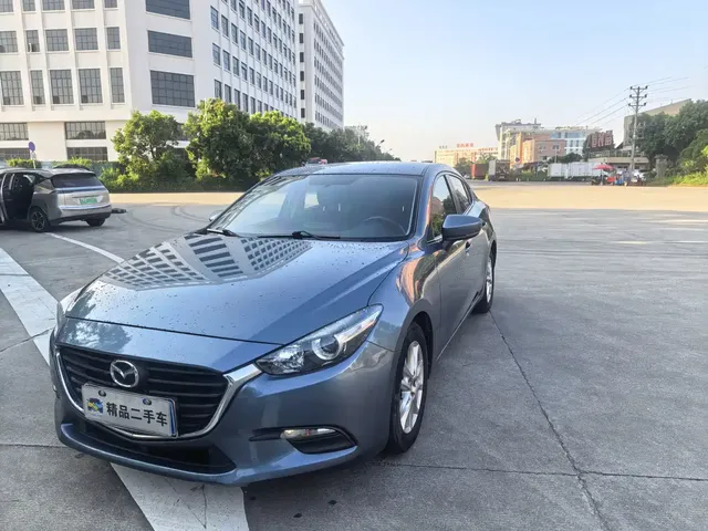 Mazda 3 Axela 2017 Sedan 1.5L Automatic Comfort China V