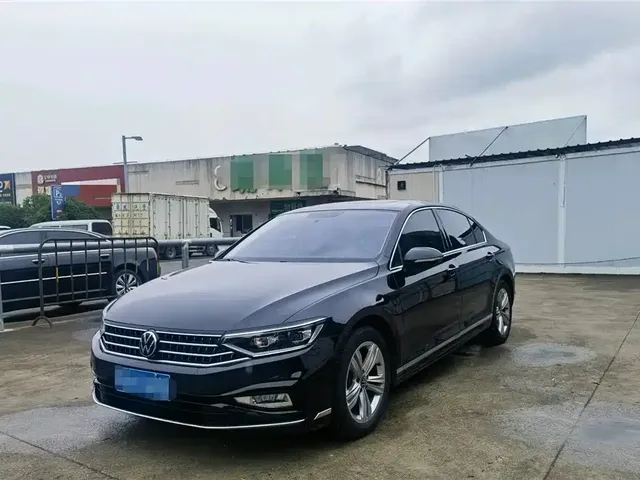 Volkswagen Magotan 2023 2 Million Units Commemorative Edition 280TSI DSG Comfort