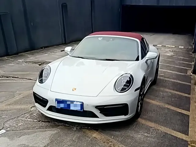 Porsche 911 2023 Targa 4 3.0T