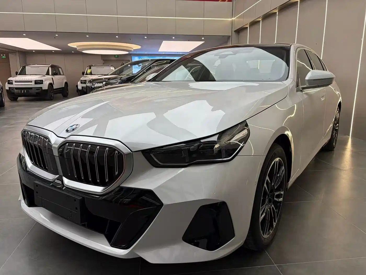 BMW 5 Series 2026 530Li Leading M Sport Package