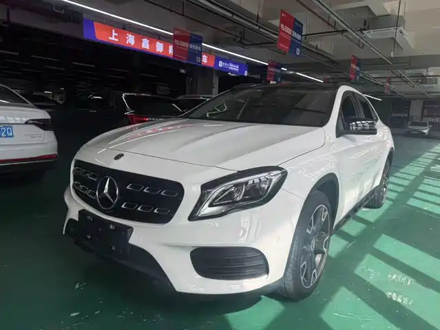 Mercedes-Benz GLA 2018 GLA 220 4MATIC Sport