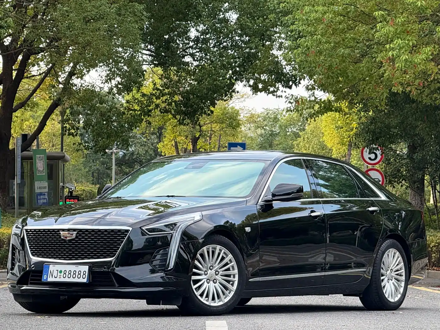 Cadillac CT6 2019 28T Luxury Model
