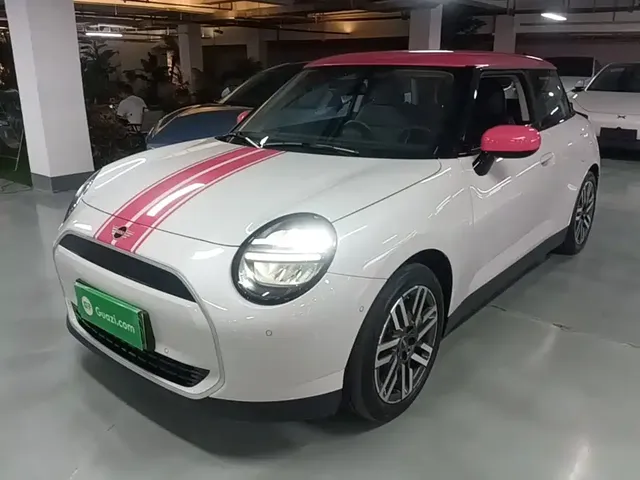 MINI Electric MINI COOPER 2025 Facelift 466km COOPER E Classic Trim