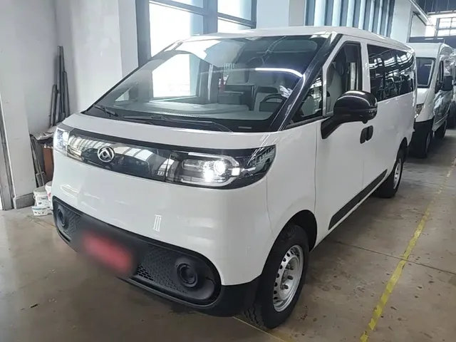 SAIC Maxus Dana V1 2025 Model V1+ Short Wheelbase Low Roof Multi-purpose Version (42kWh)