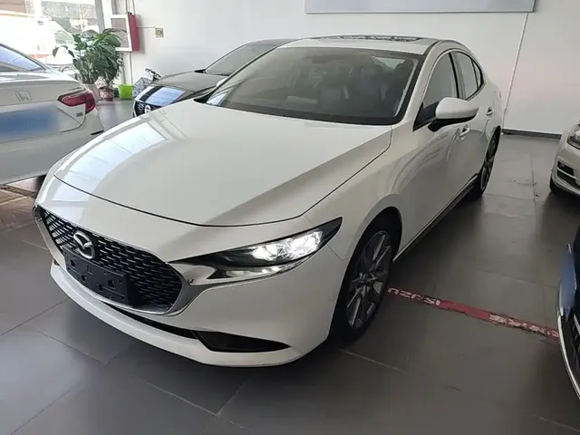 Mazda 3 Axela 2021 2.0L Automatic Quality Shine