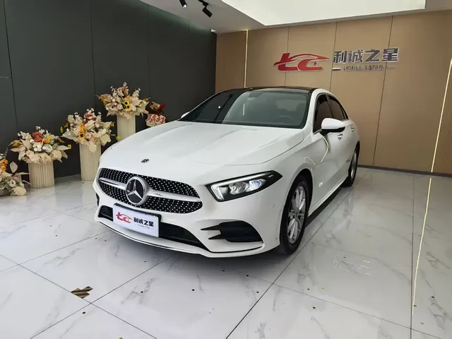 Mercedes-Benz A-Class 2021 A 200 L Sport Sedan Fashion Edition