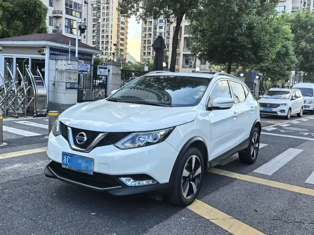 Nissan Qashqai 2017 2.0L CVT Smart Edition (China V)