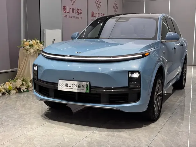 Li Auto Li L8 2024 Pro