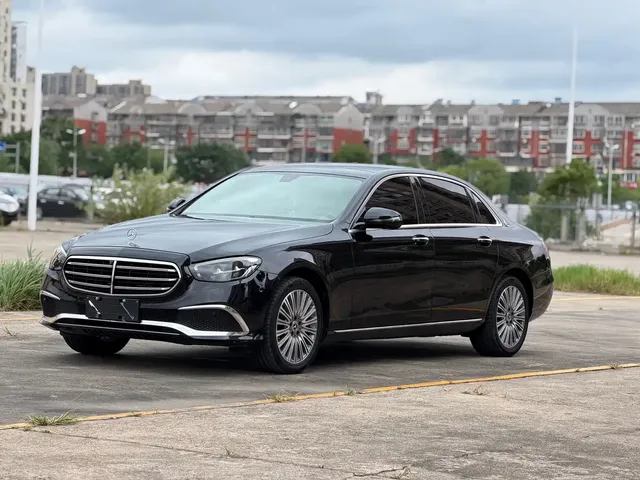 Mercedes-Benz E-Class 2022 E 300 L Luxury