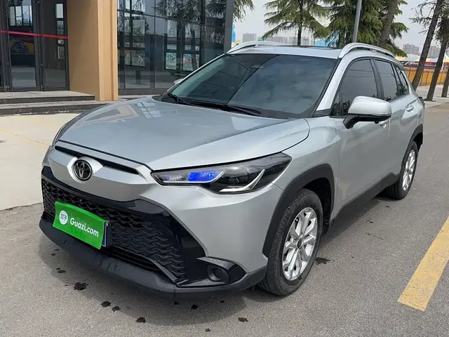Toyota Frontlander 2023 2.0L CVT Leading Edition