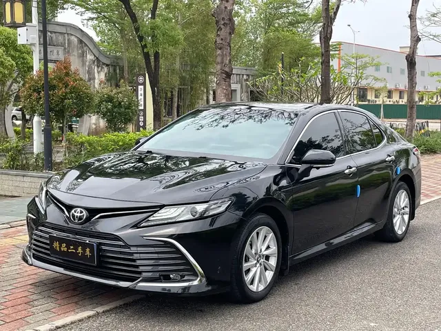 Toyota Camry 2023 2.5G Luxury Edition