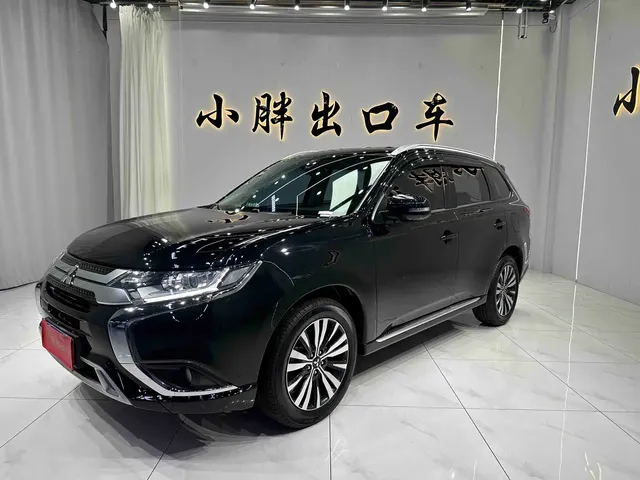 Mitsubishi Outlander 2021 Facelift 2.0L 2WD Premium Edition 5-Seater