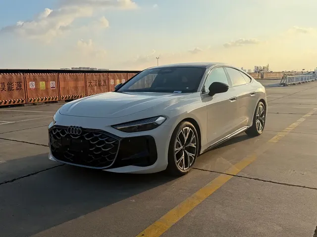 Audi A5L Sportback 2025 2.0T Premium quattro Model