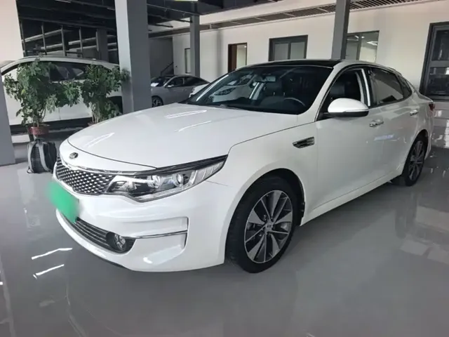 Kia K5 2017 Model 2.0L Automatic 15th Anniversary Special Edition LUX