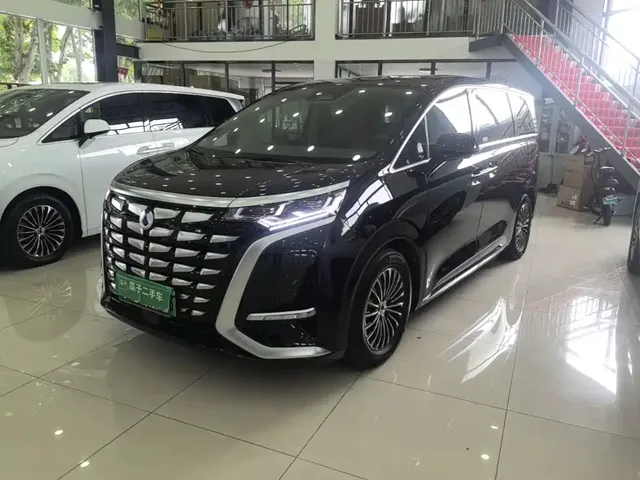 Denza D9 2022 DM-i 970 All-Wheel Drive Honor Edition