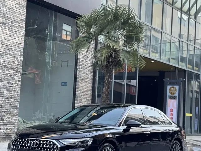 Audi A8 2024 Model A8L 50 TFSI quattro Premium Selection