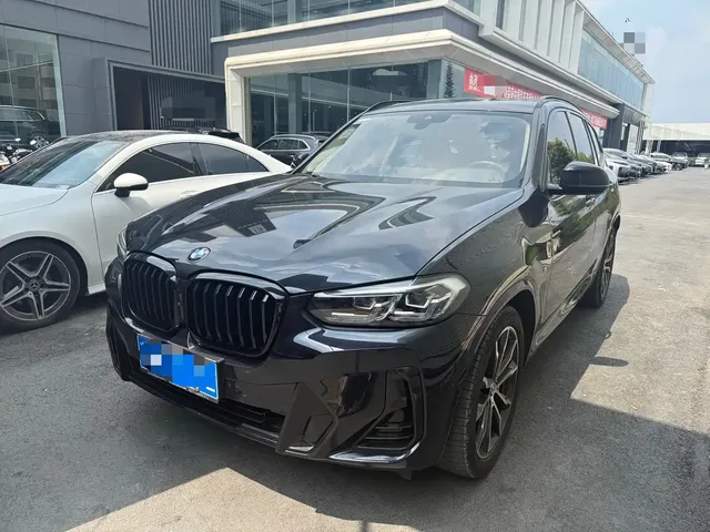 BMW X3 2023 xDrive30i Leading M Night Package