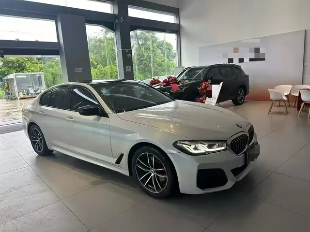 BMW 5 Series (Import) 2021 525i M Sport Package