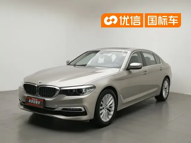 BMW 5 Series 2019 525Li Luxury Package