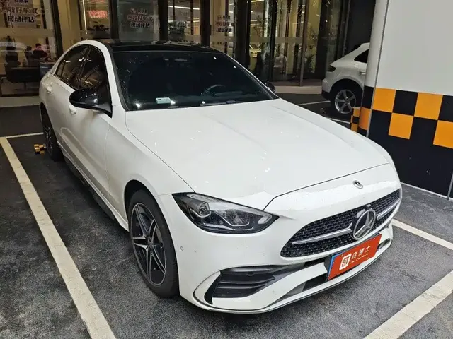 Mercedes-Benz C-Class 2023 Facelift II C 260 L Night Edition