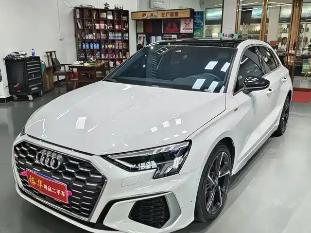 Audi A3 2024 Model A3L Limousine 35 TFSI Fashion Sport