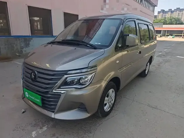 Dongfeng Fengxing Lingzhi 2023 M5 1.6L Utility 5-Seater