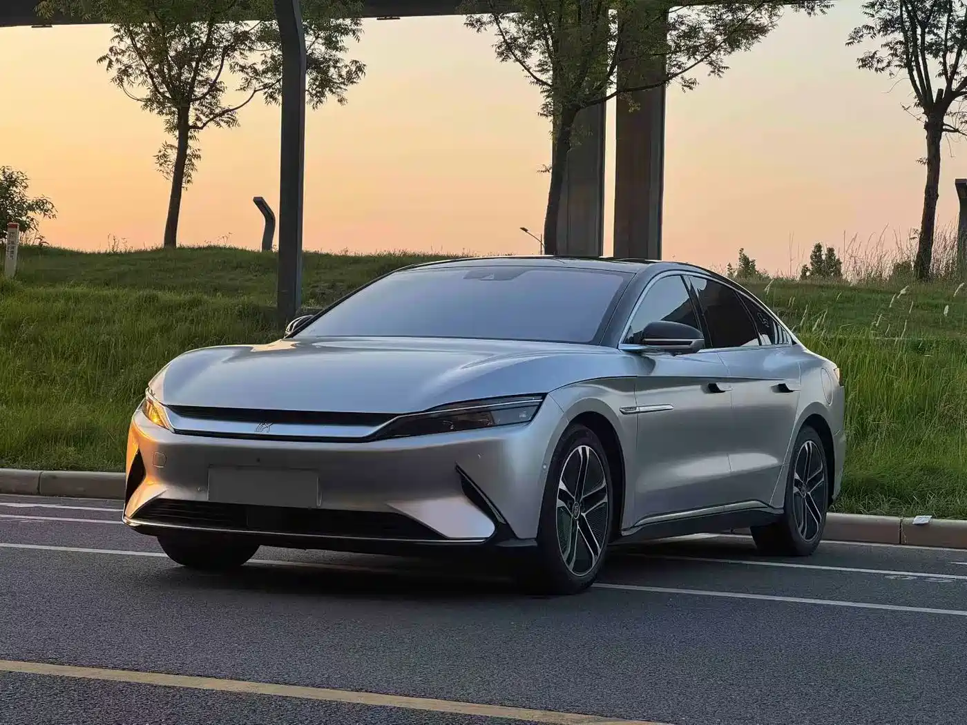 BYD Han 2020 EV Extended Range Premium