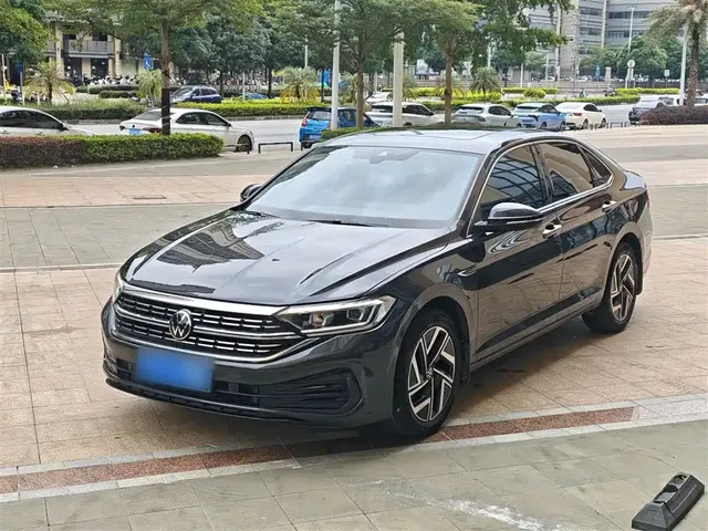 Volkswagen Sagitar 2023 300TSI DSG Surpassing Edition