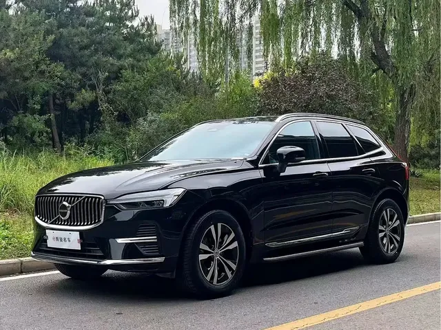 Volvo XC60 2023 B5 AWD Smart Luxury Edition