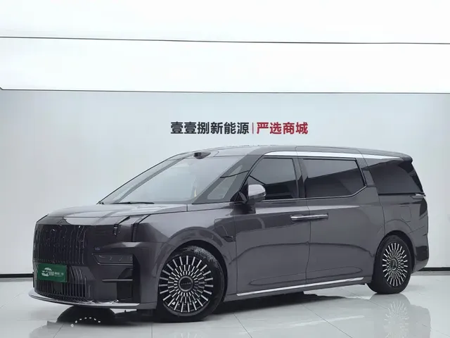 ZEEKR 009 2024 7-Seat Aisle Version 108kWh