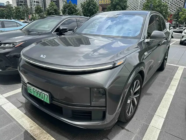 Li Auto Li L8 2023 Pro