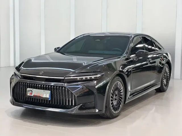 Toyota Crown (Import) 2024 2.5L Ultimate Edition