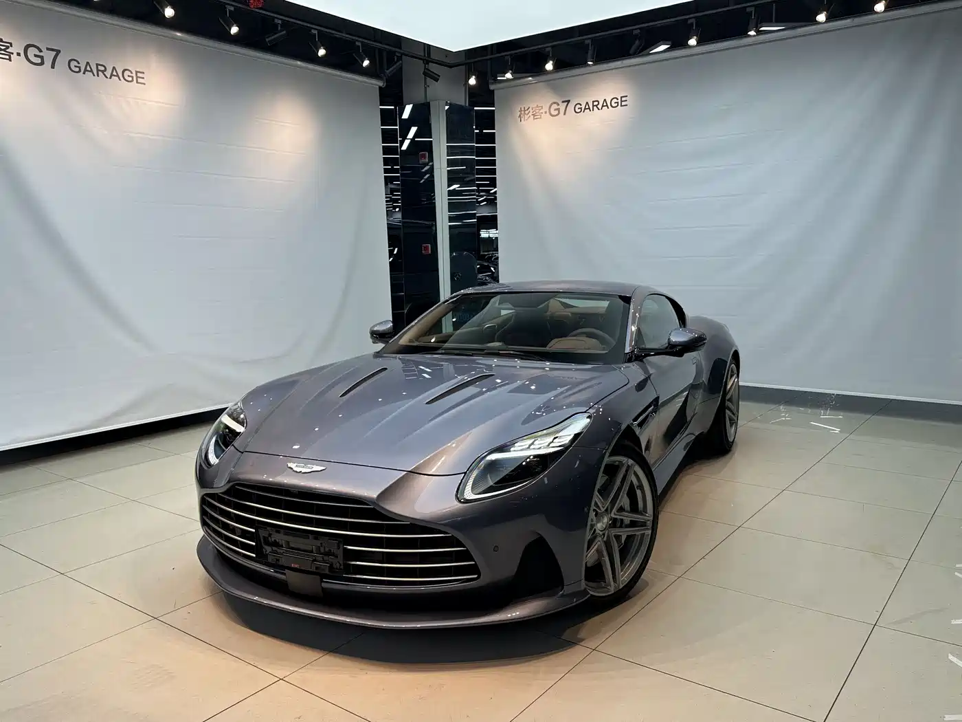 Aston Martin DB12 2025 4.0T V8 Coupe