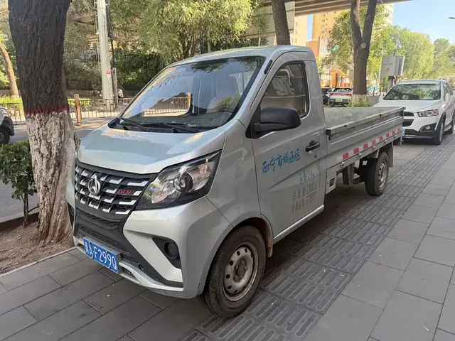 Changan Kaicheng Changan Xingka 2025 1.5L Extended Single Row Flank Board Truck Comfort