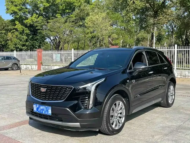 Cadillac XT4 2021 28T FWD Premium Edition