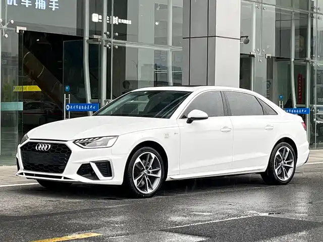 Audi A4L 2020 40 TFSI Fashion Dynamic Edition