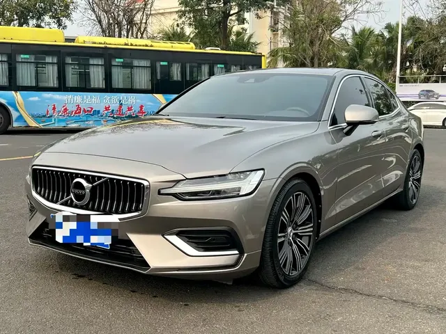 Volvo S60 2020 T4 Momentum Luxury Edition