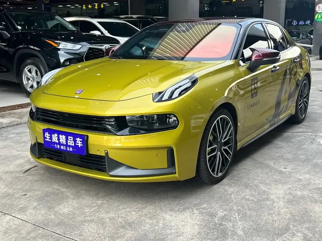 Lynk & Co 03 2020 03+ 2.0TD Auto Wind Master Edition